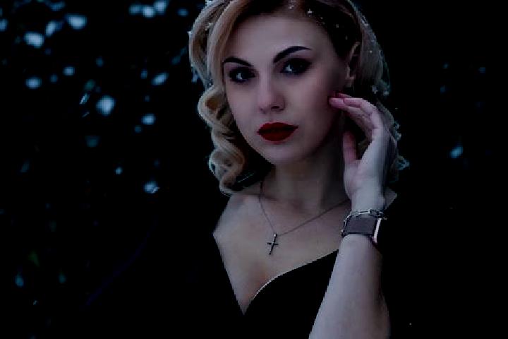 Chloe, 38 — Escort in Dolynska, Ukraine