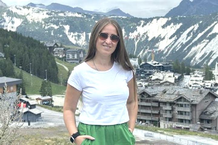 Chloe, 38 — Escort in Dulovo, Ukraine