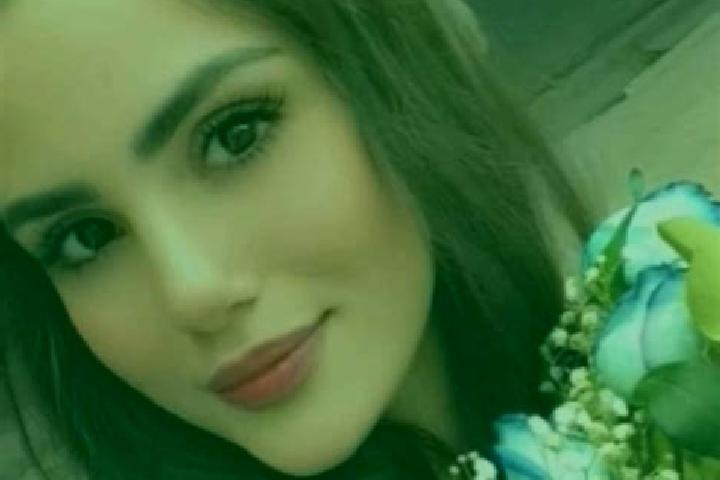 Chloe, 38 — Escort in Farsan, Iran