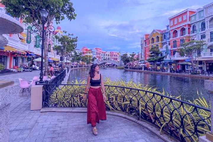 Chloe, 38 — Escort in Thi Tran Phu My, Vietnam