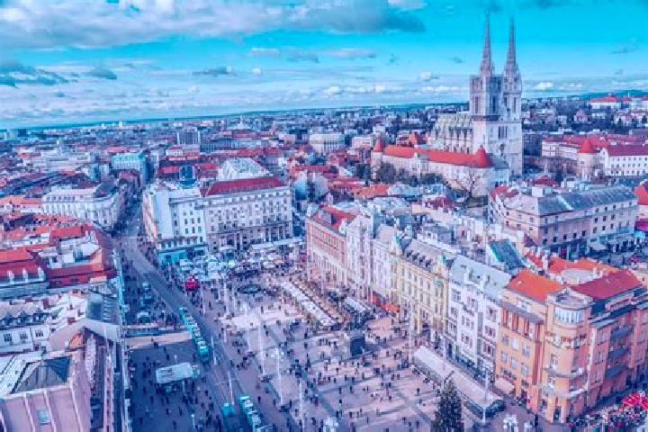 Chloe, 38 — Escort in Zebowice, Poland