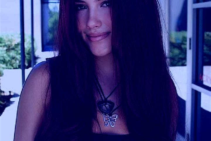 Chloe, 39, a auburn dark-eyed slavic companion based in Rottenbuch. Offering Massage, Travel Companion, OWO, Fetish. Available for incall and outcall, day an...