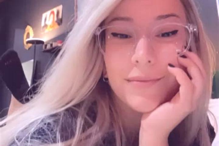 Chloe, 39, a blonde dark-eyed mixed companion based in East Barre. Offering GFE, Erotic Massage, CIM. Available for incall and outcall, overnight bookings av...