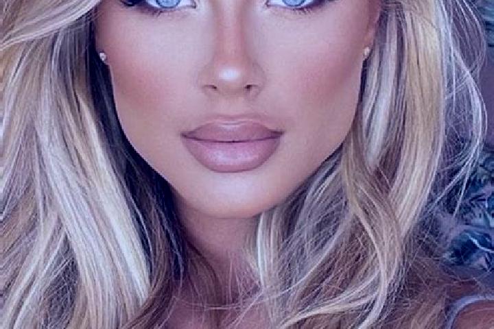 Chloe, 39, a chestnut blue-eyed latina companion based in Sheering. Offering CIM, Duos, Couples, Party Girl, Striptease. Available for incall and outcall, ov...