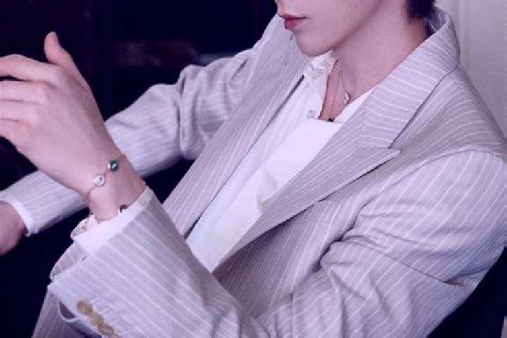 Chloe, 39 — Escort in Dachuan, China