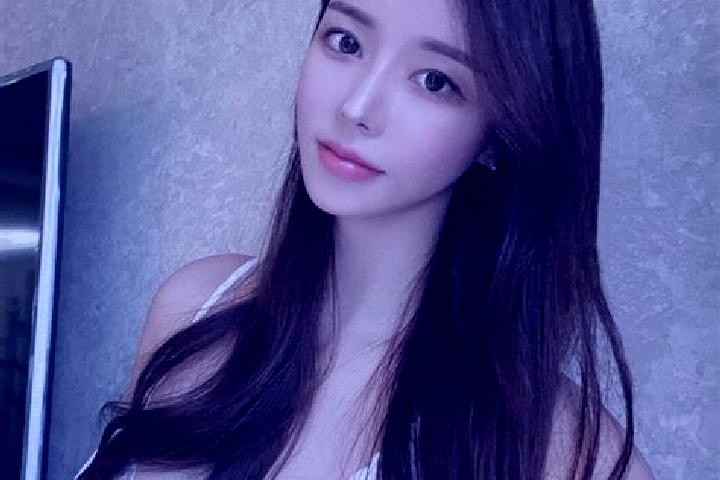 Chloe, 39 — Escort in Yaocheng, China