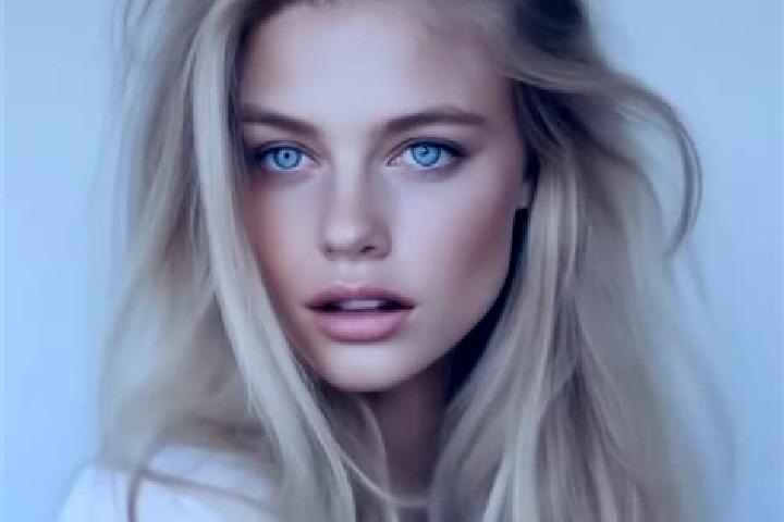 Clara, 20, a blonde amber-eyed slavic companion based in Varades. Offering Fetish, Massage, Overnight. Available for incall and outcall, day and evening dates.
