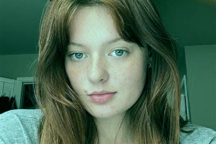 Clara, 20, a red brown-eyed caucasian companion based in Fontainebleau. Offering 69, Girlfriend Experience, Couples. Available for incall and outcall, day an...
