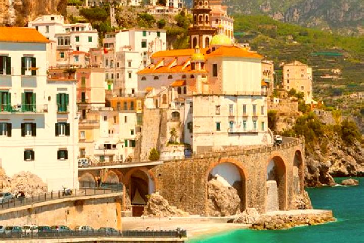 Clara, 20 — Escort in Lucinasco, Italy