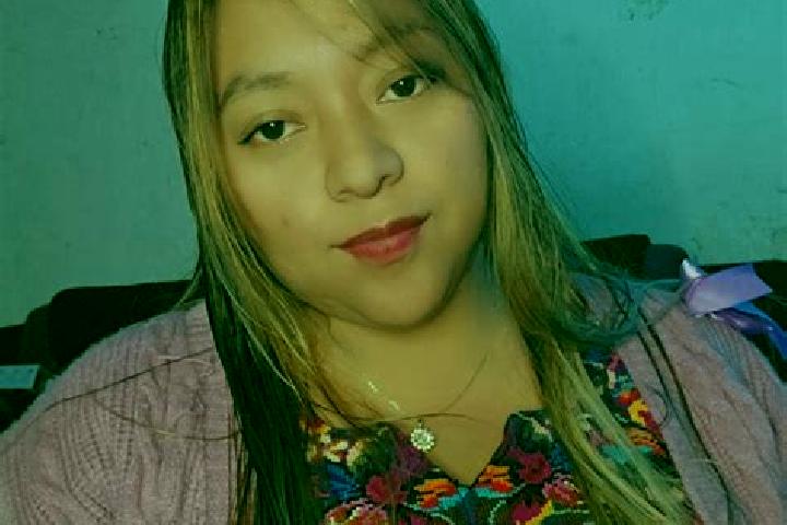 Clara, 20 — Escort in Tzunun, Mexico