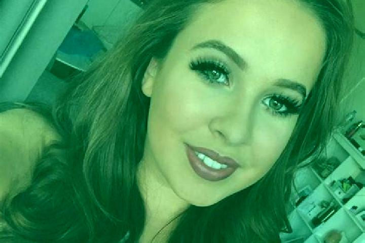 Clara, 21, a auburn dark-eyed mediterranean companion based in Sant Angelo le Fratte. Offering A-Level, Prostate Massage, Girlfriend Experience, Erotic Massa...
