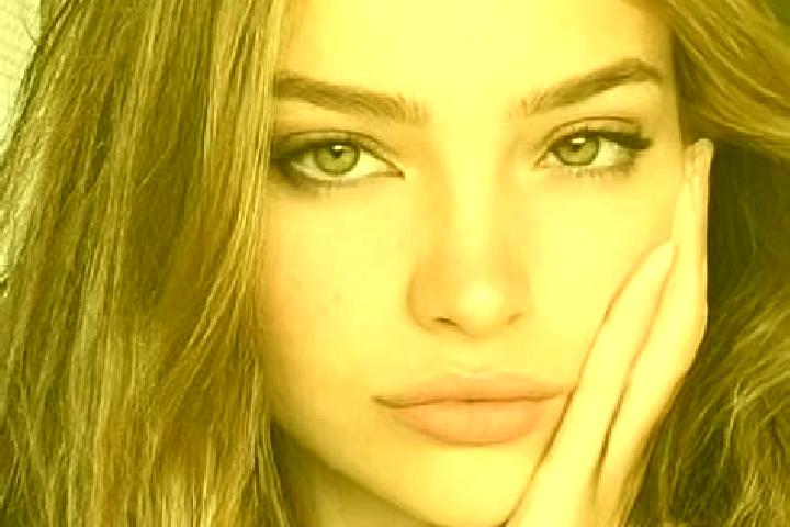 Clara, 21, a blonde brown-eyed european companion based in Hatonuevo. Offering Girlfriend Experience, Travel Companion, Fetish, Deep French Kissing, Party Gi...