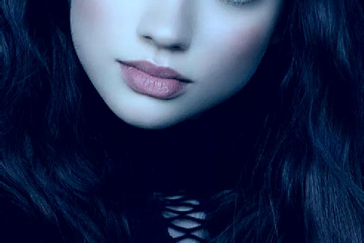 Clara, 21, a brunette dark-eyed latina companion based in Torre Colonna-Sperone. Offering Deep French Kissing, Party Girl, BDSM, Massage. Available for incal...