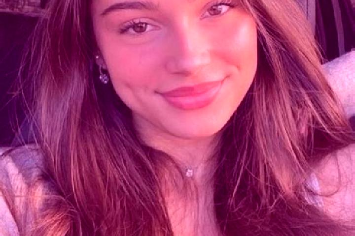 Clara, 21, a chestnut hazel-eyed asian companion based in San Patricio. Offering GFE, Dinner Date, Deep French Kissing, Prostate Massage. Available for incal...