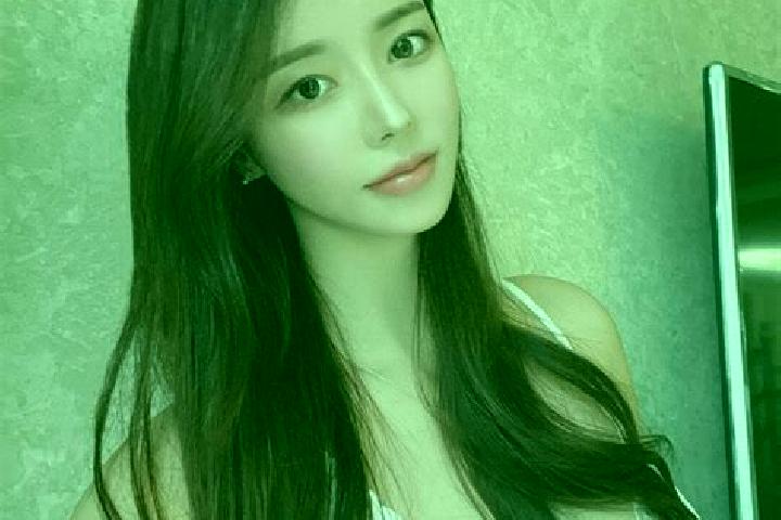Clara, 21 — Escort in Guantun, China