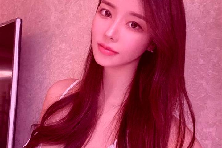 Clara, 21 — Escort in Hacisekililer, Turkey