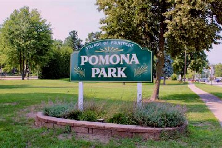 Clara, 21 — Escort in Pomona Park, United States