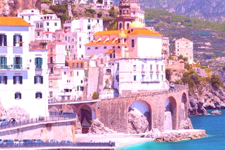 Clara, 21 — Escort in Trasaghis, Italy