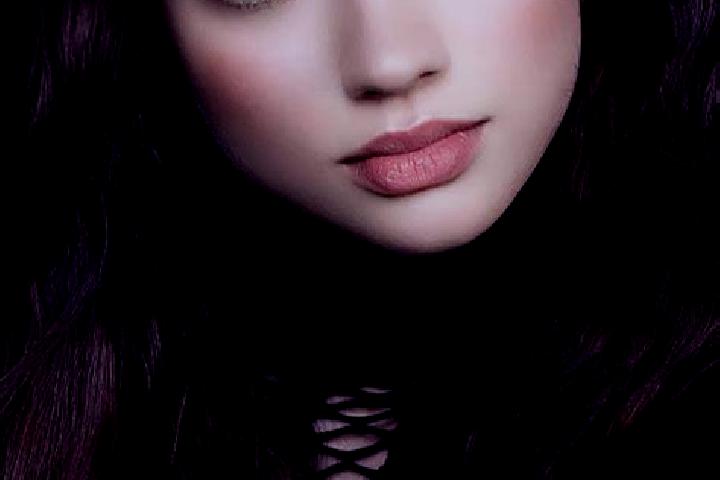 Clara, 22, a auburn dark-eyed european companion based in Habbouch. Offering GFE, 69. Available for incall and outcall, day and evening dates.