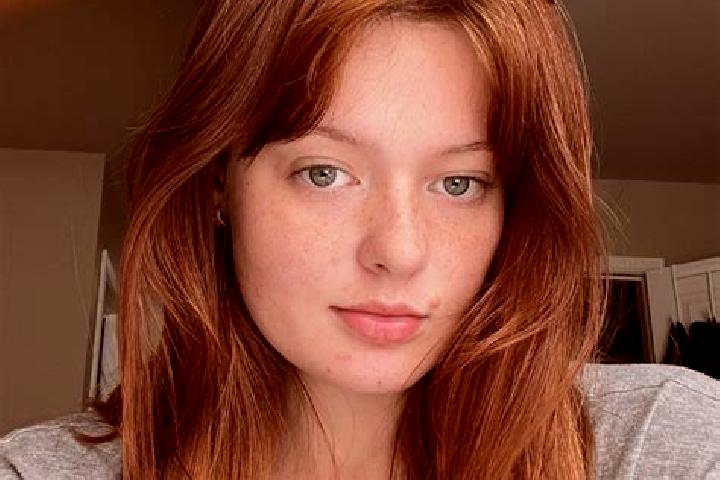 Clara, 22, a auburn dark-eyed mediterranean companion based in Glencoe. Offering Deep French Kissing, Erotic Massage, CIM. Available for incall and outcall, ...