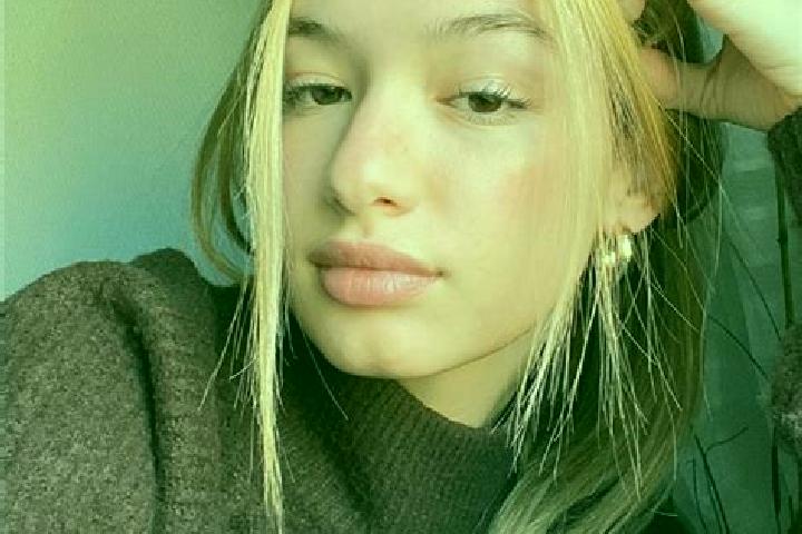 Clara, 22, a blonde brown-eyed mediterranean companion based in Gerze. Offering Prostate Massage, Couples. Available for incall and outcall, overnight bookin...