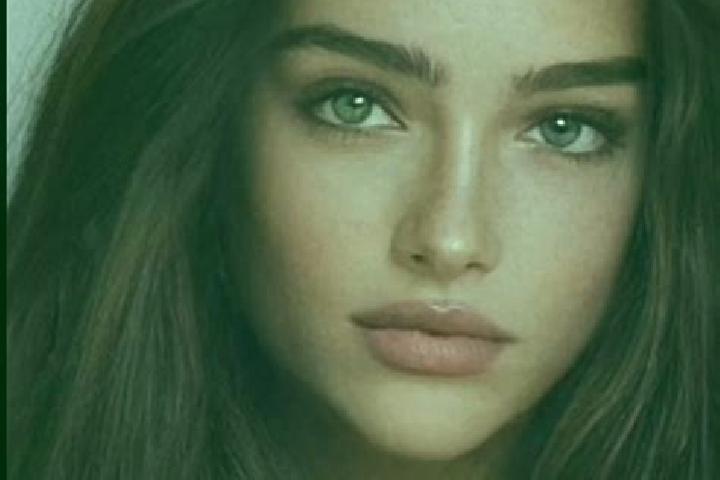 Clara, 22, a chestnut grey-eyed caucasian companion based in Cajueiro. Offering Massage, Girlfriend Experience, Tantra, Dinner Date. Available for incall and...