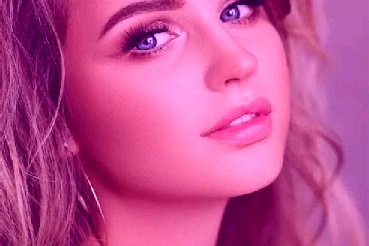 Clara, 22, a dark blonde blue-eyed caucasian companion based in La Mina. Offering Couples, Fetish, BDSM. Available for incall and outcall, overnight bookings...