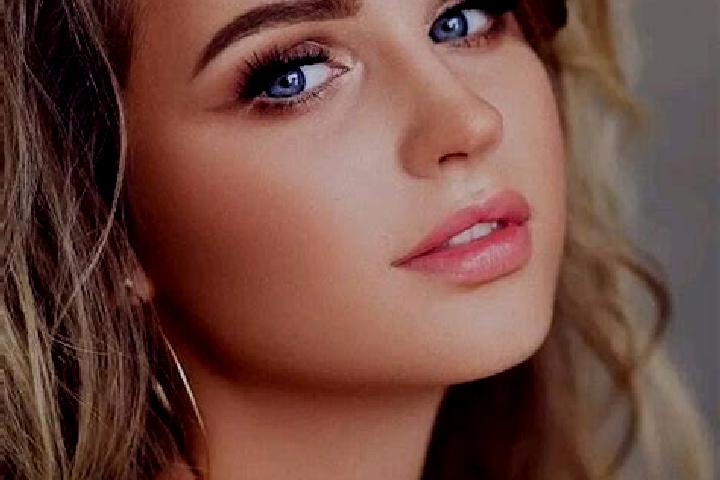 Clara, 22, a dark blonde blue-eyed european companion based in Kehra. Offering Roleplay, Erotic Massage. Available for incall and outcall, day and evening da...