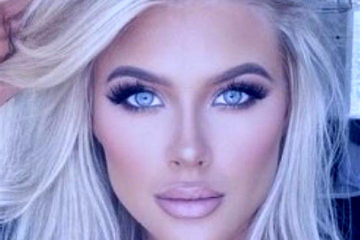 Clara, 22, a platinum blonde dark-eyed caribbean companion based in Lernavan. Offering Domination, BDSM, Fetish, Couples. Available for incall and outcall, o...