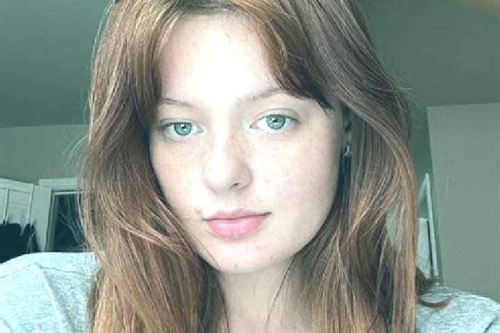 Clara, 22, a red green-eyed european companion based in Perkupa. Offering Travel Companion, Striptease, OWO, Dinner Date. Available for incall and outcall, o...