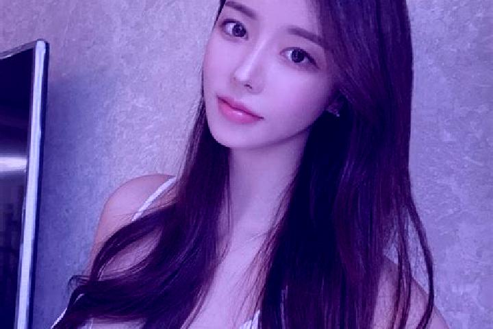 Clara, 22 — Escort in Chaigou, China