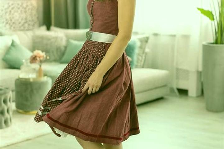 Clara, 22 — Escort in Charly-sur-Marne, France