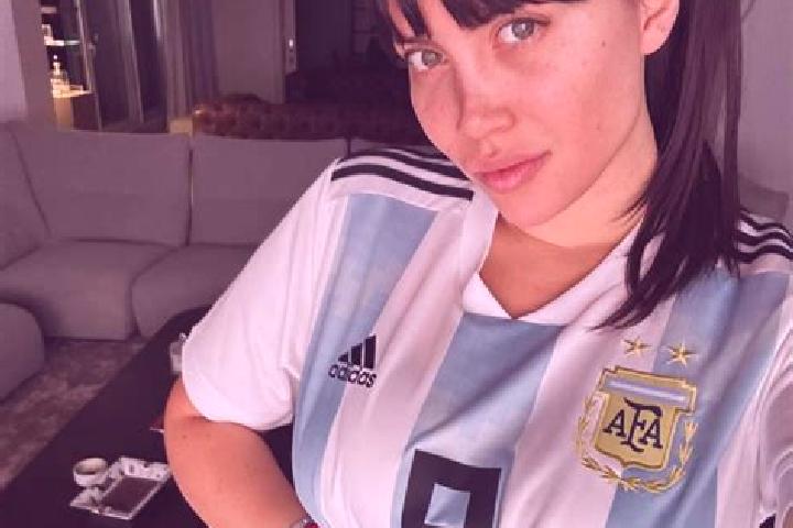 Clara, 22 — Escort in Colonia Wanda, Argentina