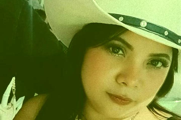 Clara, 22 — Escort in Loma de Bacum, Mexico