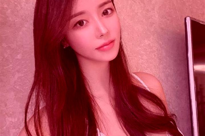 Clara, 22 — Escort in Malian, China