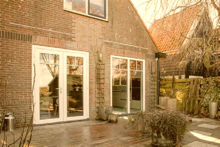 Clara, 22 — Escort in Oostwoud, Netherlands