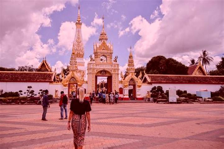 Clara, 22 — Escort in That Phanom, Thailand