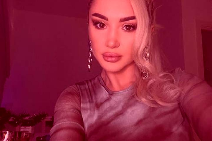 Clara, 23, a blonde dark-eyed ebony companion based in Crvenka. Offering Travel Companion, GFE, Girlfriend Experience. Available for incall and outcall, day ...