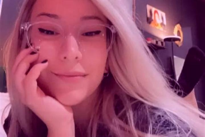 Clara, 23, a blonde green-eyed asian companion based in Sankt Ruprecht an der Raab. Offering Tantra, Erotic Massage, Party Girl, Travel Companion, GFE. Avail...