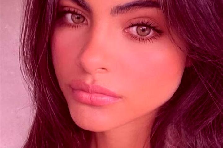 Clara, 23, a chestnut grey-eyed indian companion based in Konakpinar. Offering BDSM, Tantra, Fetish. Available for incall and outcall, day and evening dates.
