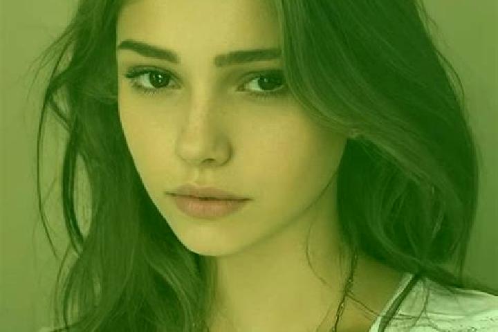 Clara, 23, a chestnut hazel-eyed slavic companion based in Labuhanaji. Offering BDSM, A-Level, Travel Companion. Available for incall and outcall, day and ev...