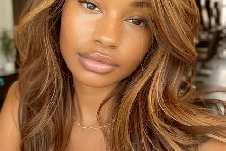 Clara, 23, a dark blonde dark-eyed mixed companion based in Carrilobo. Offering OWO, Striptease, 69. Available for incall and outcall, overnight bookings ava...