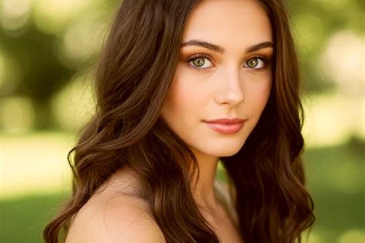 Clara, 23, a dark blonde hazel-eyed slavic companion based in Sainte-Clotilde-de-Horton. Offering Tantra, Party Girl, Girlfriend Experience, 69. Available fo...