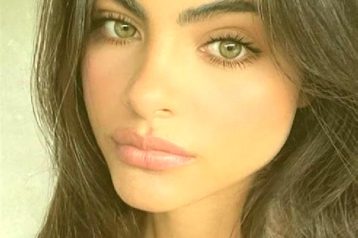 Clara, 23, a red dark-eyed indian companion based in Belotin. Offering CIM, Duos, Prostate Massage, Fetish, Massage. Available for incall and outcall, day an...