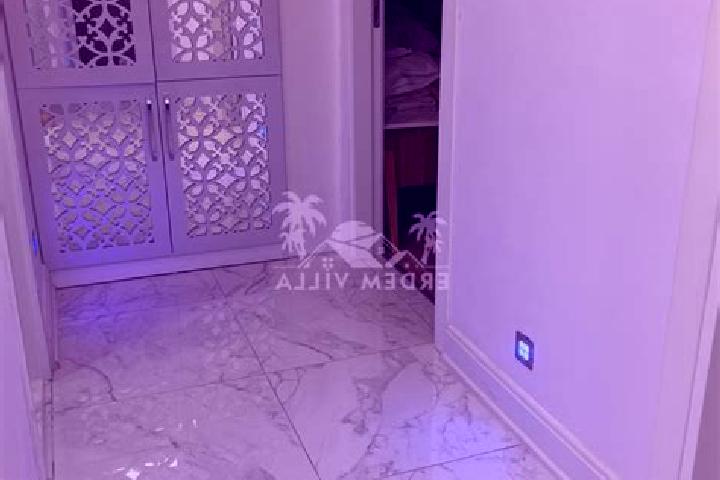 Clara, 23 — Escort in Beymelek, Turkey