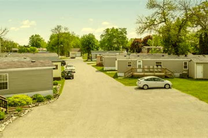 Clara, 23 — Escort in Eagleville, United States