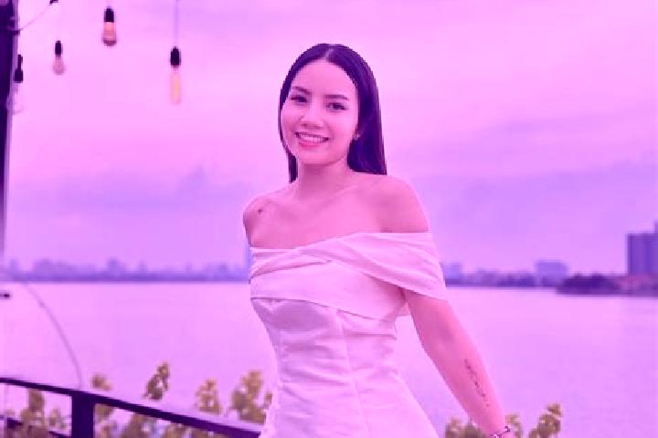 Clara, 23 — Escort in Huong Nguyen, Vietnam