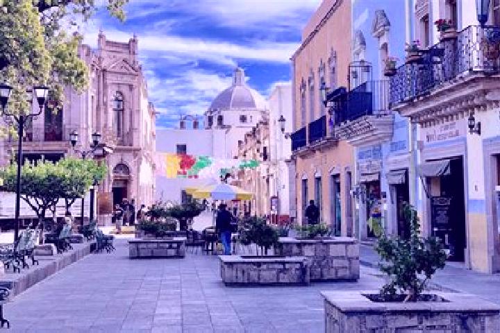 Clara, 23 — Escort in Jerez de Garcia Salinas, Mexico