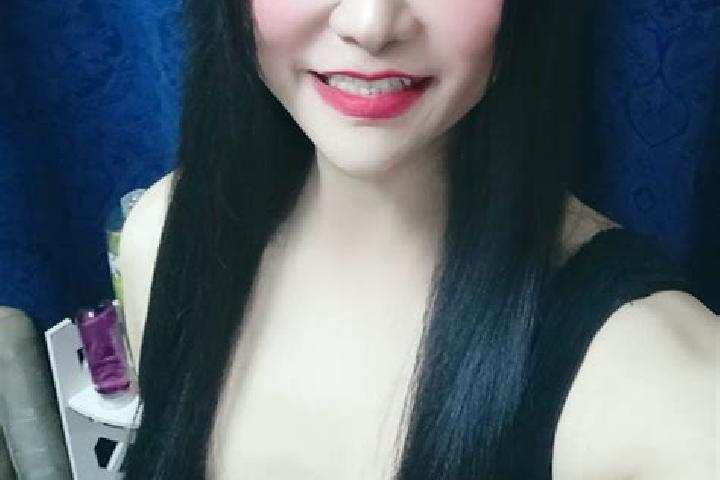Clara, 23 — Escort in Jina, Romania