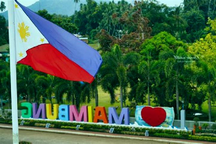 Clara, 23 — Escort in Maimbung, Philippines